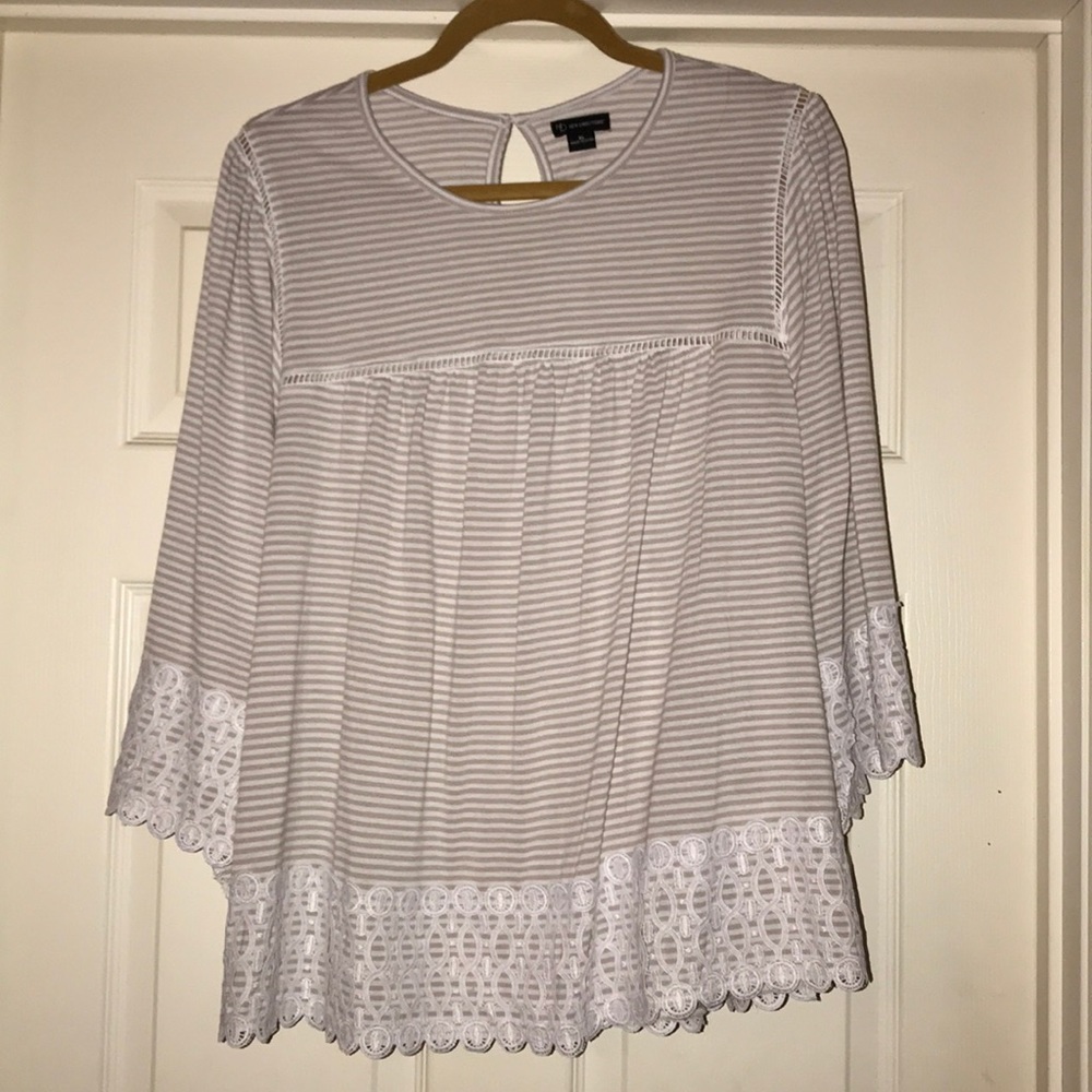 XL top with crochet